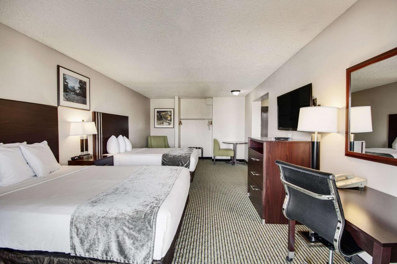 Rodeway Inn & Suites Portland - Jantzen Beach Bagian luar foto