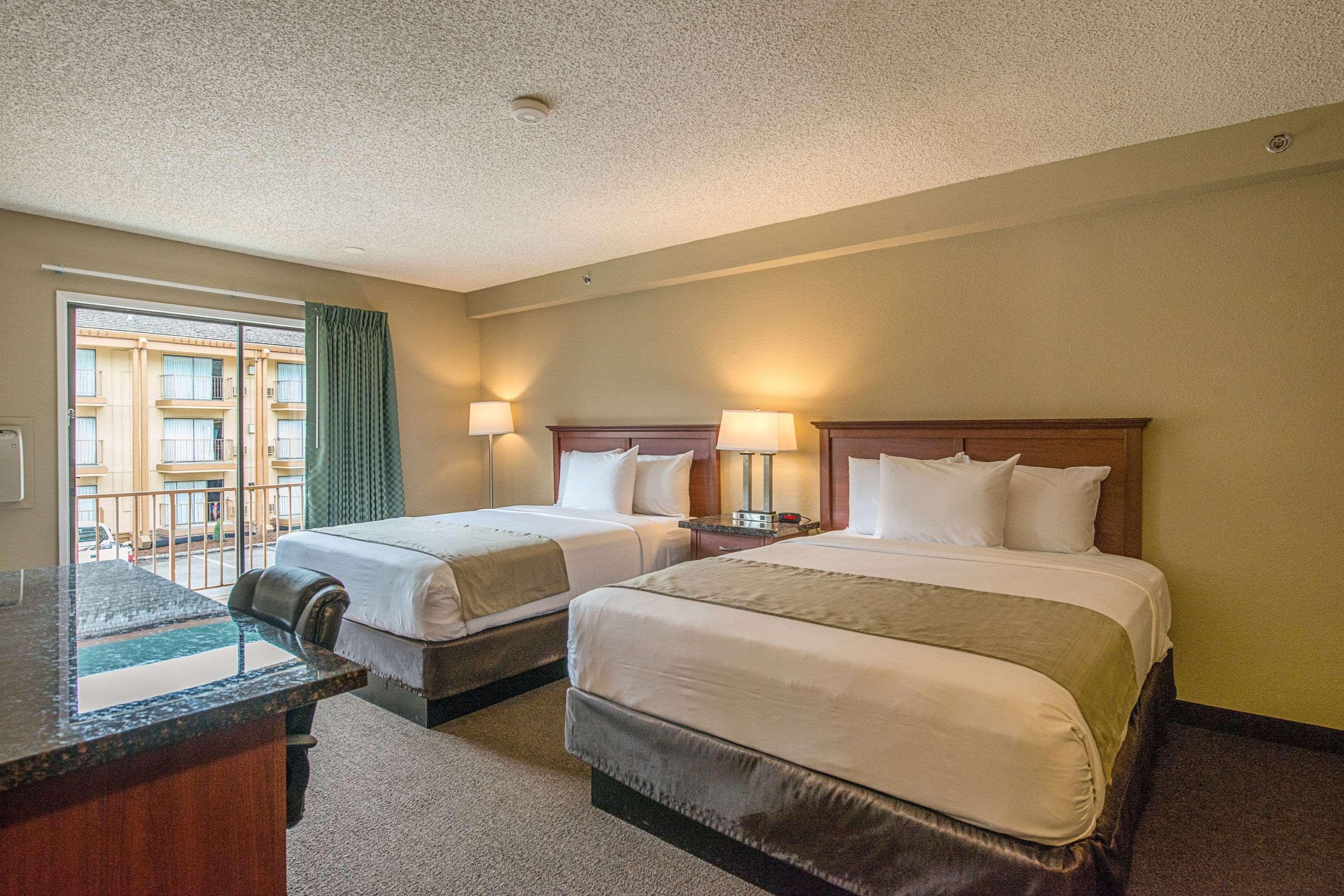Rodeway Inn & Suites Portland - Jantzen Beach Bagian luar foto