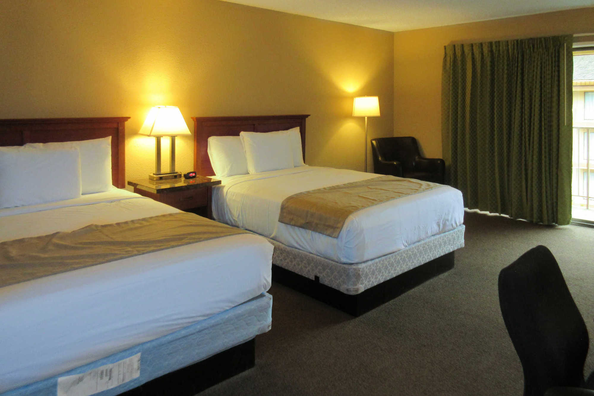 Rodeway Inn & Suites Portland - Jantzen Beach Ruang foto