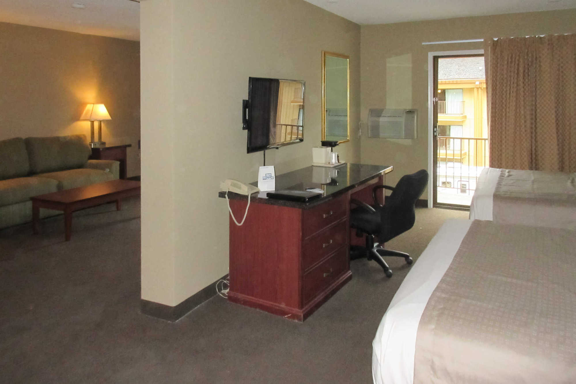 Rodeway Inn & Suites Portland - Jantzen Beach Ruang foto